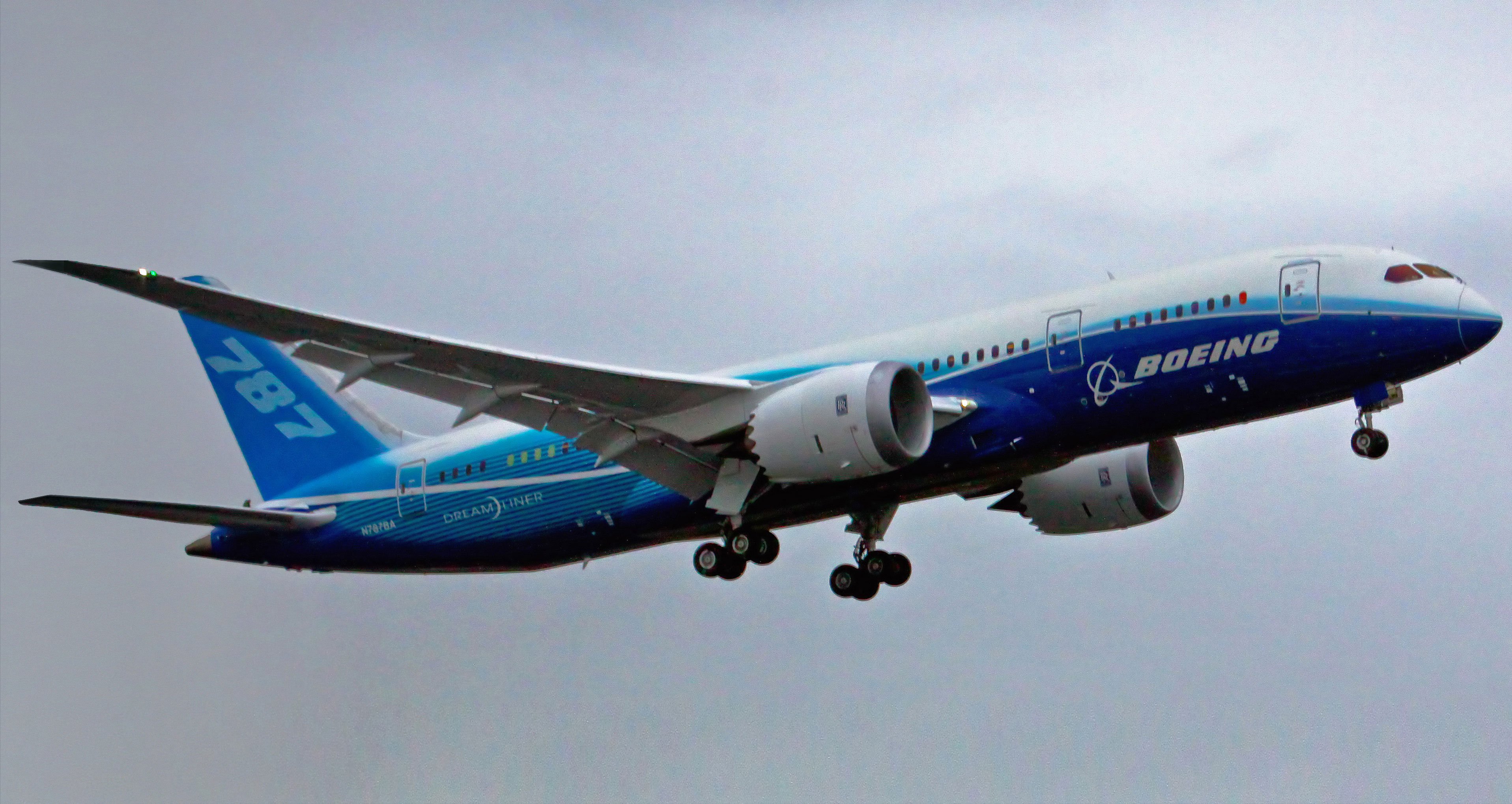 Boeing_787_first_flight-DAVE-SIZER-2